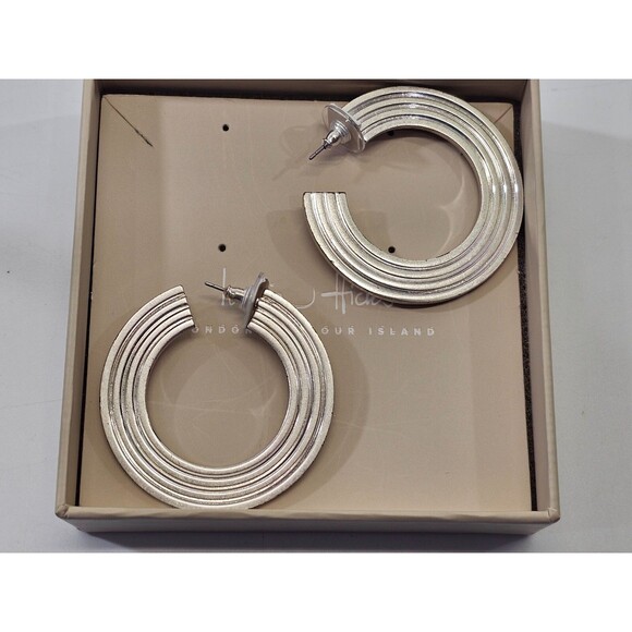 WN India Hicks Silver Tone The Essential Hoop Stud Earrings Statement Jewelry NW - Picture 7 of 8